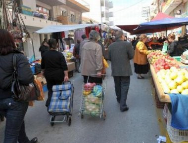 ΥΠΟΙΚ για ΚΕΔΕ: Δεν κατέθεσε καμία πρόταση στο νομοσχέδιο για τις λαϊκές αγορές